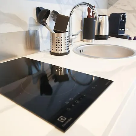 Hacca Collection - Bocconi Centre Design 1br Apartment *